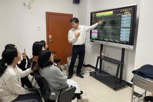史蒂芬学院走进湖南省儿童医院